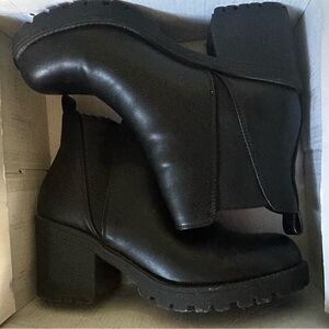 JustFab Black Lug-Sole Chunky Heel Chelsea Booties